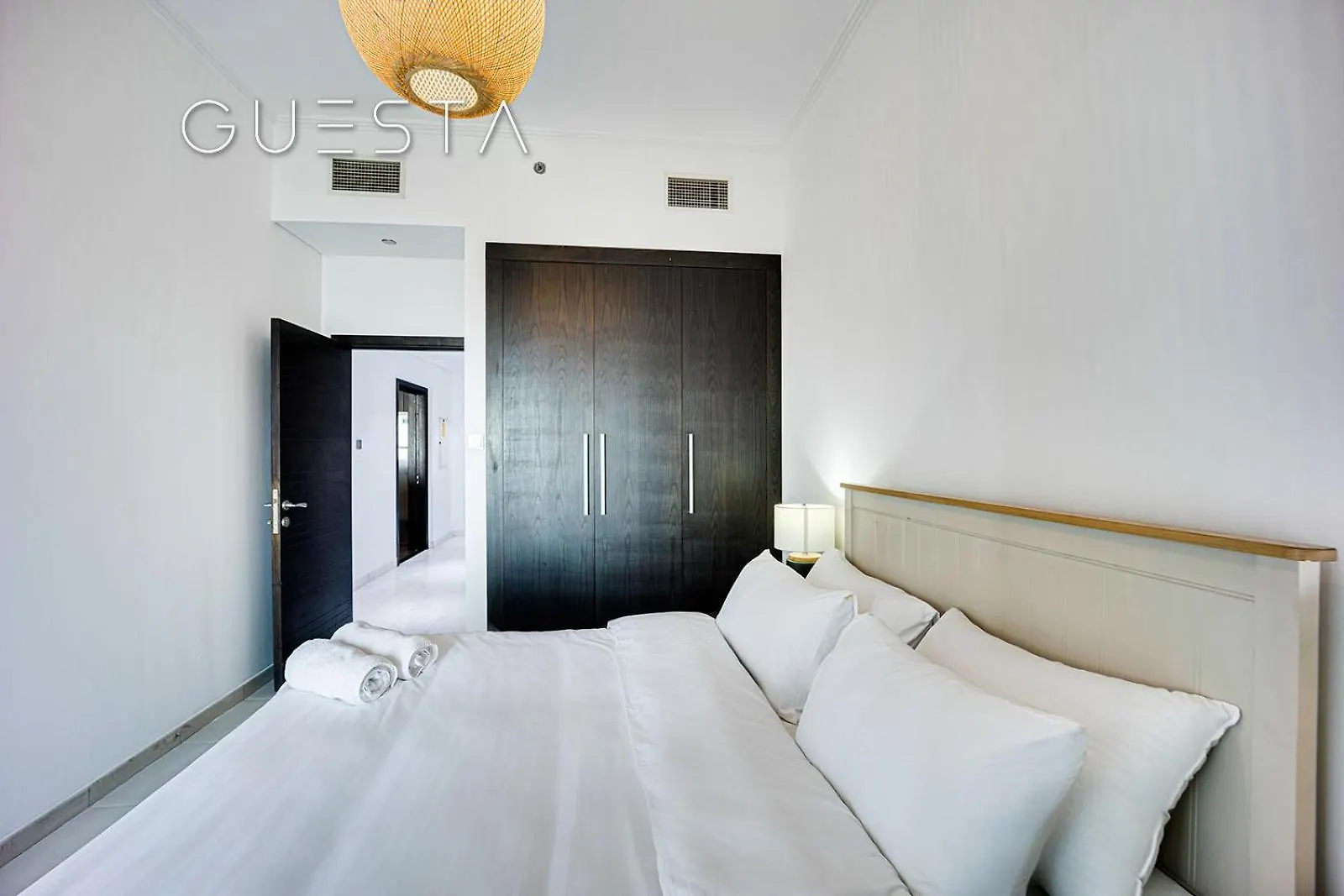 Cayan Tower, Dubai Marina Apartment 0*,  United Arab Emirates