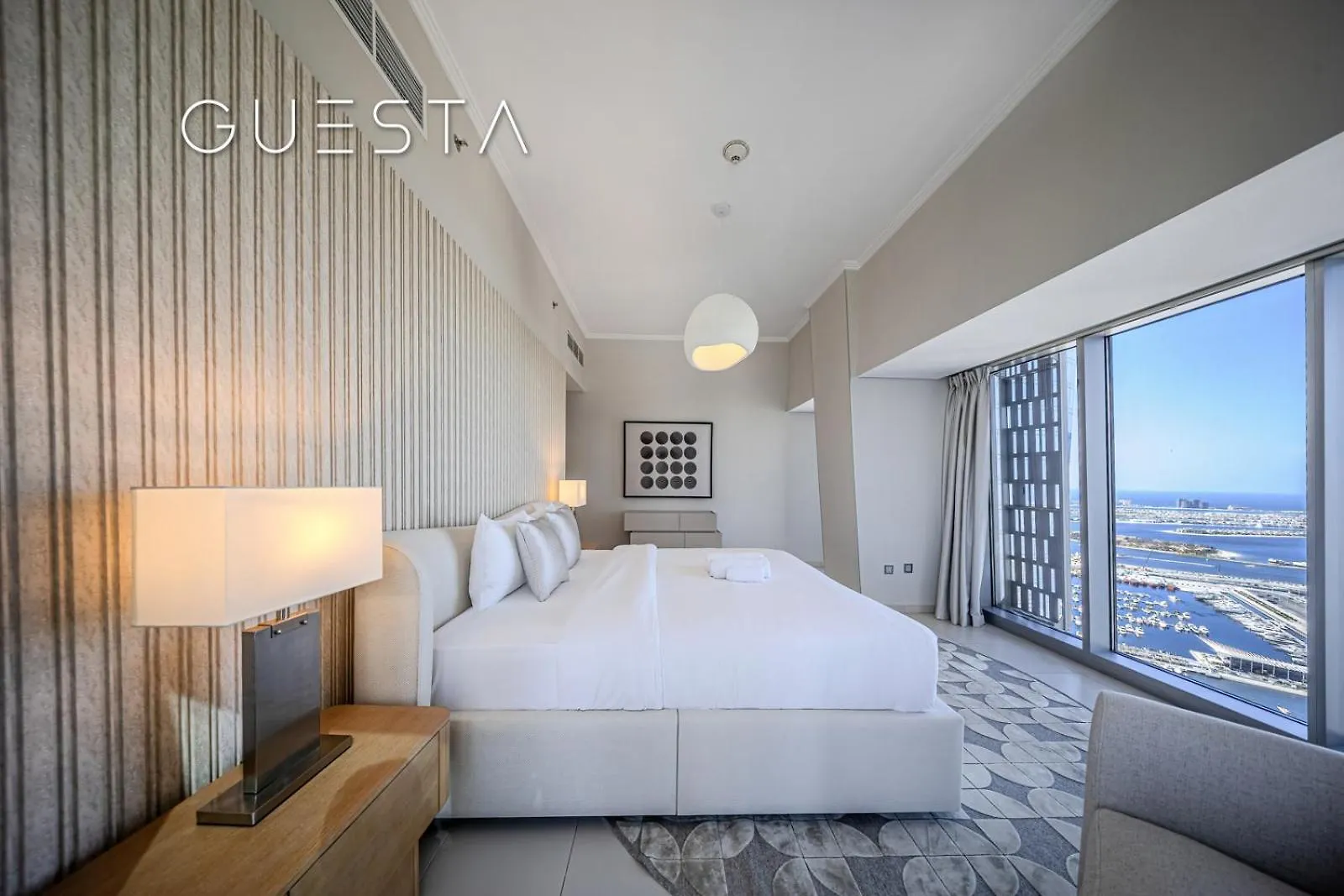 Cayan Tower, Dubai Marina Apartment